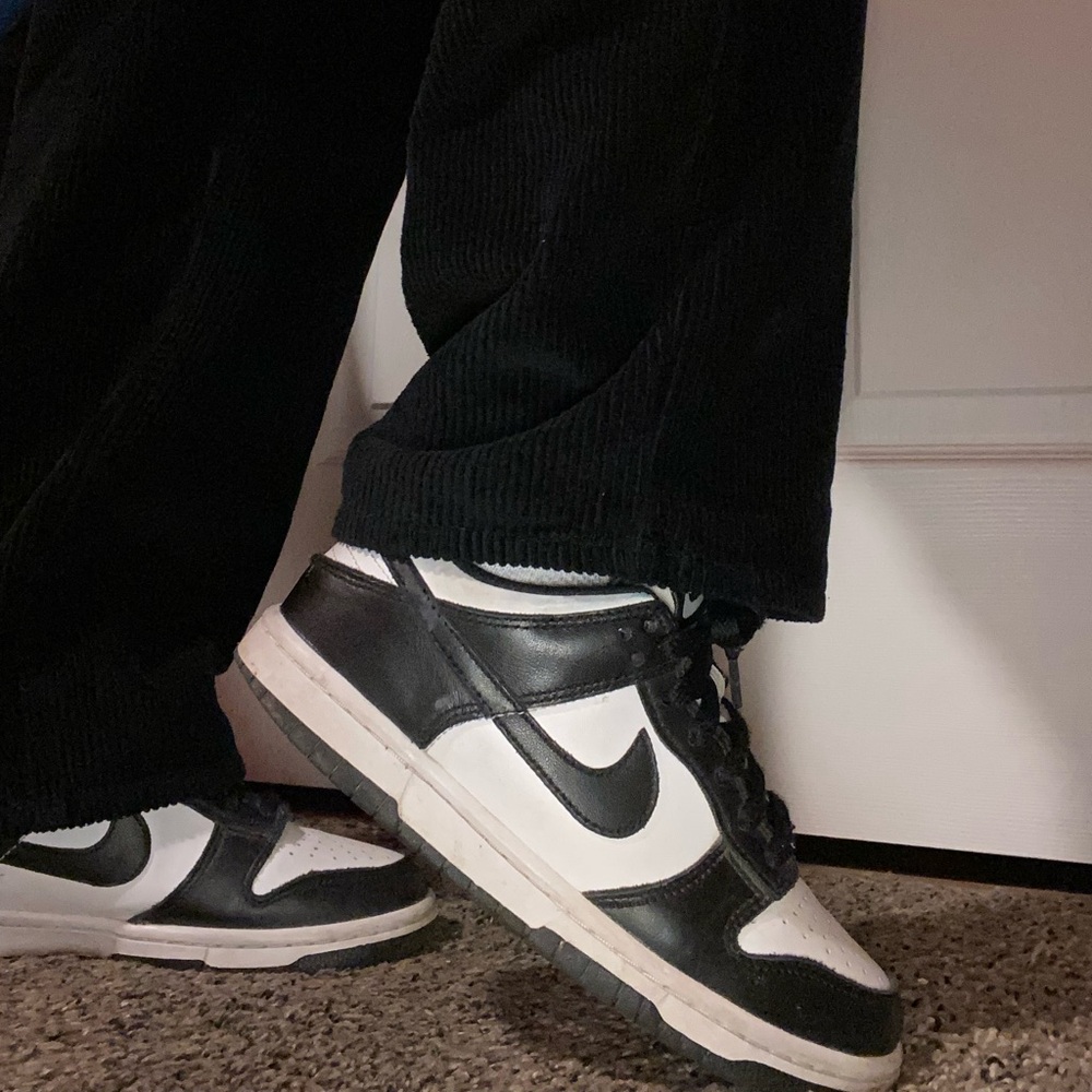 OFFICIAL Nike Panda Dunks 4Y